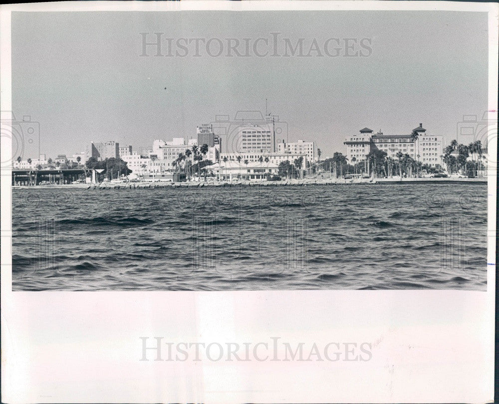 1965 St Petersburg, Florida Waterfront &amp; Skyline Press Photo - Historic Images