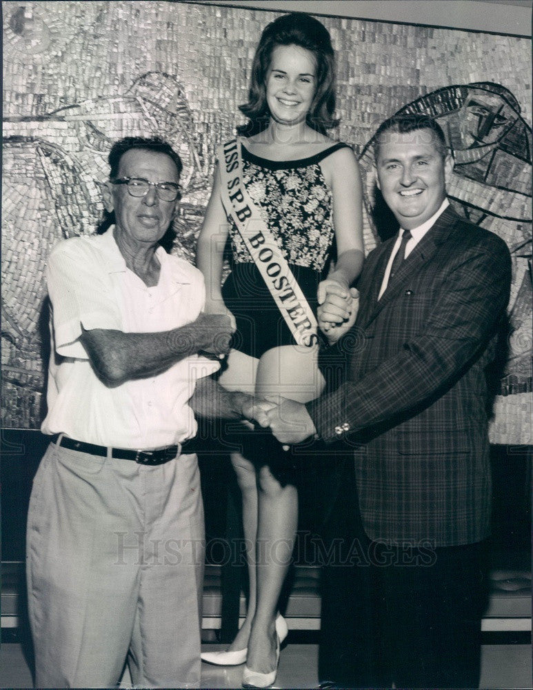 1964 Florida, Miss St Petersburg Beach Boosters Laurie Fischer Press Photo - Historic Images