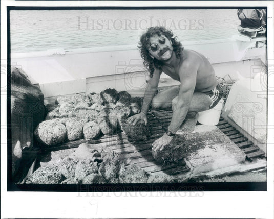 1991 Pinellas County, Florida Sponge Fisherman John Eigner Press Photo - Historic Images