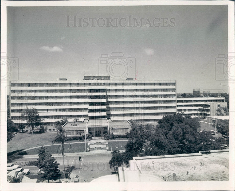 1964 St. Petersburg Florida Mound Park Hospital Press Photo - Historic Images