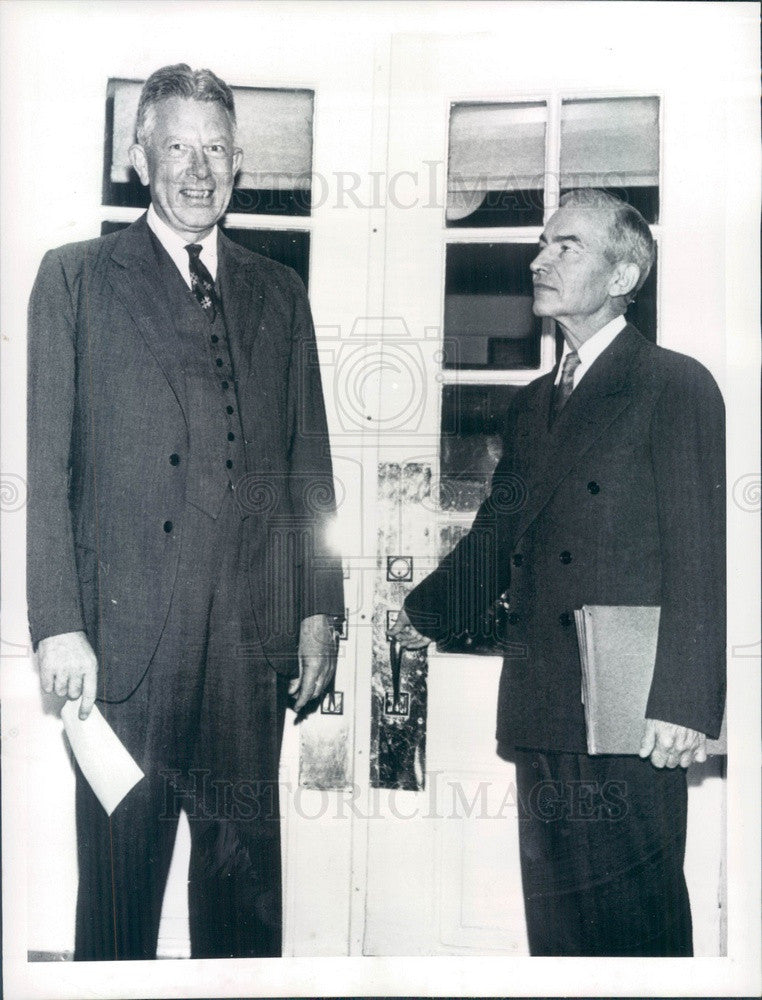 1957 US Defense Secretary Neil McElroy &amp; Donald Quarles, Deputy Press Photo - Historic Images