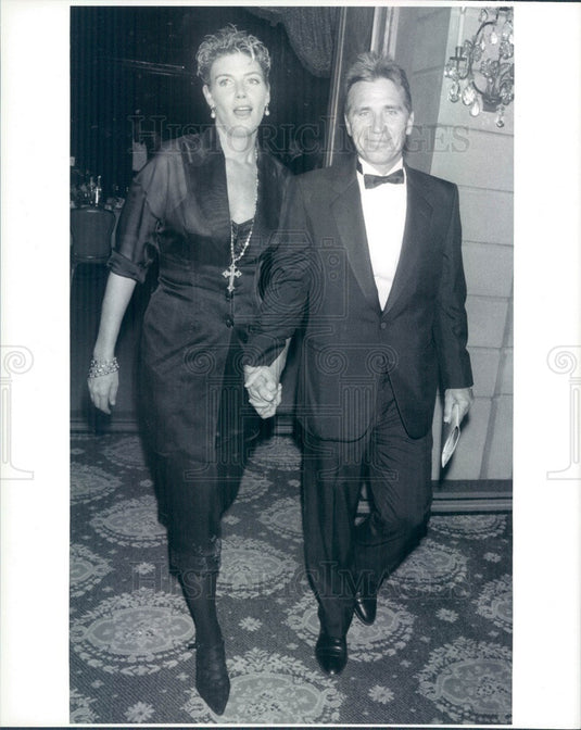 1989 Actress Kelly McGillis & Husband Fred Tillman Press Photo - Historic Images