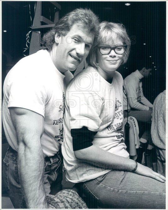 1988 Actors Kelly McGillis & Don Yesso Press Photo - Historic Images