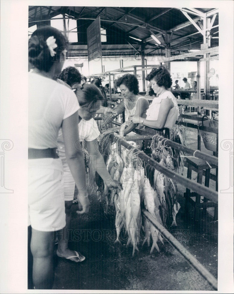 1989 Papeete, Tahiti Fresh Fish in Market Press Photo - Historic Images