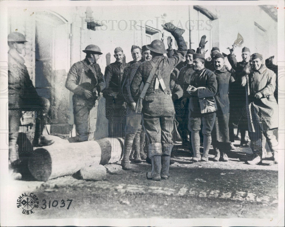 1943 Muerthe-et-Moselle, France Armistice Day, Soldiers of 38th Div Press Photo - Historic Images