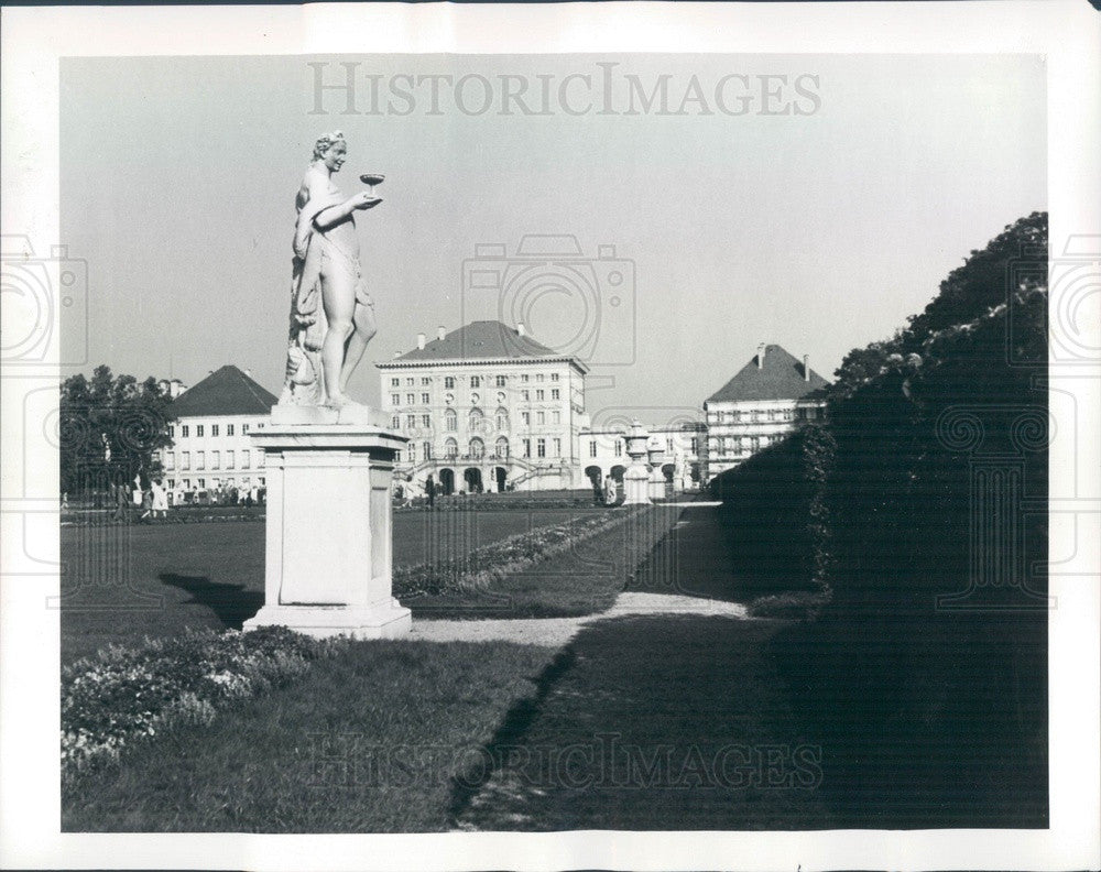 1972 Munich, Germany Nymphenburg Castle, 1972 Olympics Equestrian Press Photo - Historic Images