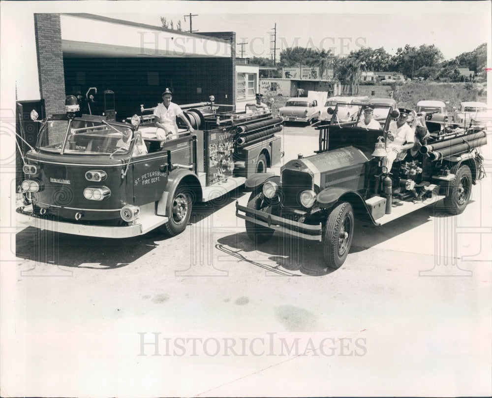 1960 St Petersburg, Florida 1928 Firetruck & New 1960 Model Press Photo - Historic Images