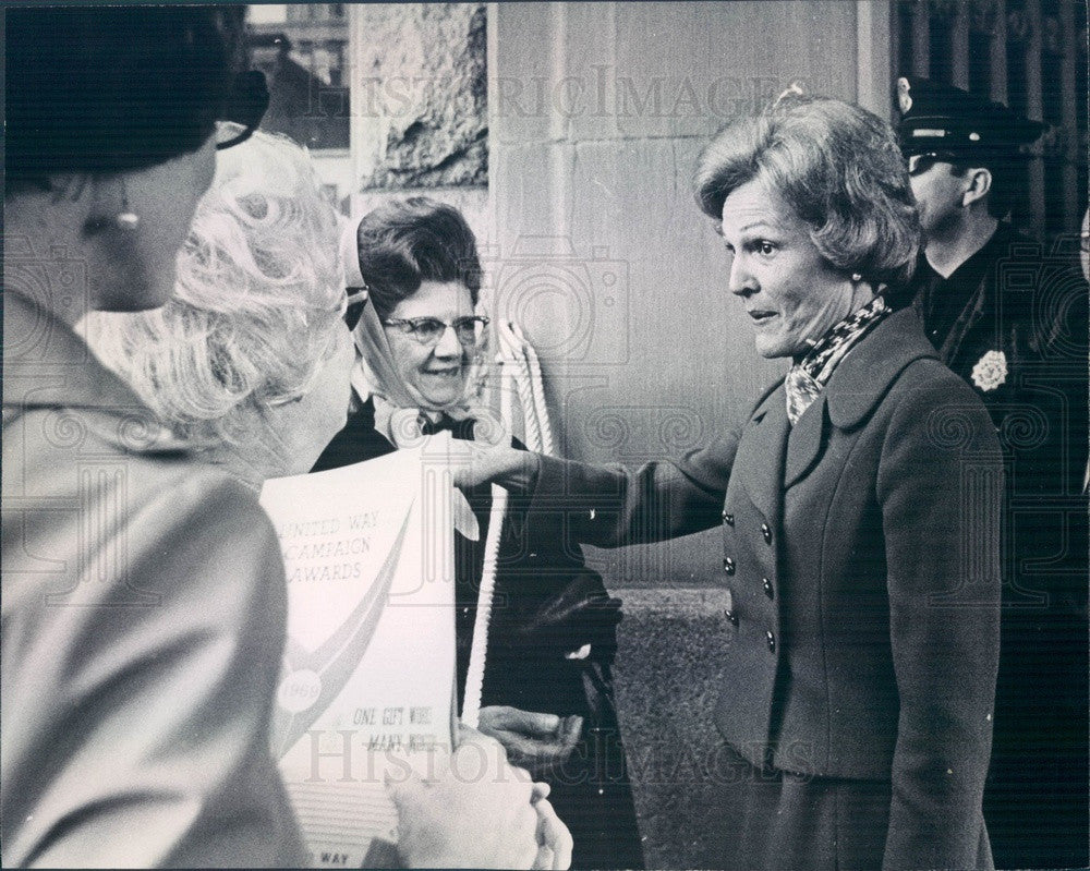 1970 US First Lady Pat Nixon Press Photo - Historic Images