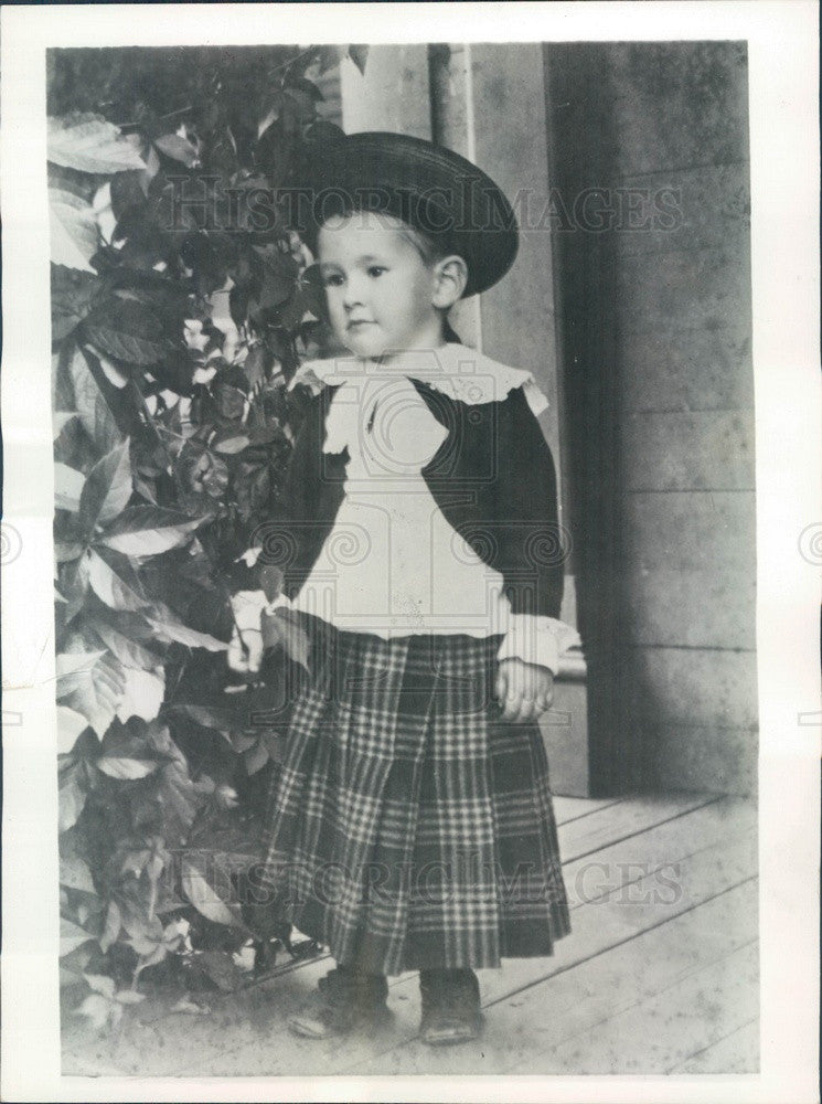 1936 Kansas Governor & Presidential Candidate Alf Landon at Age 3 Press Photo - Historic Images