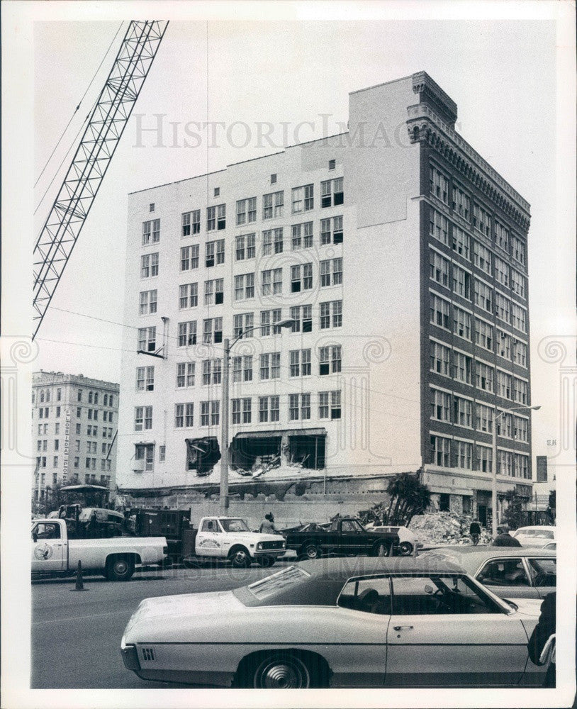 1976 St. Petersburg, FL Florida National Bank Building Demolition Press Photo - Historic Images