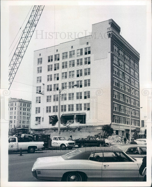 1976 St. Petersburg, FL Florida National Bank Building Demolition Press Photo - Historic Images