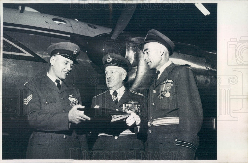 Undated Canada Air Force Sgt Paul Pawliuk, Bud McNair Press Photo - Historic Images
