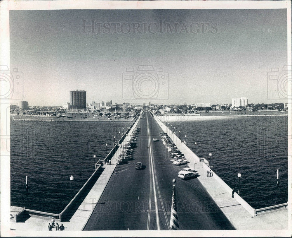1976 St Petersburg, Florida View of City From Pier Press Photo - Historic Images