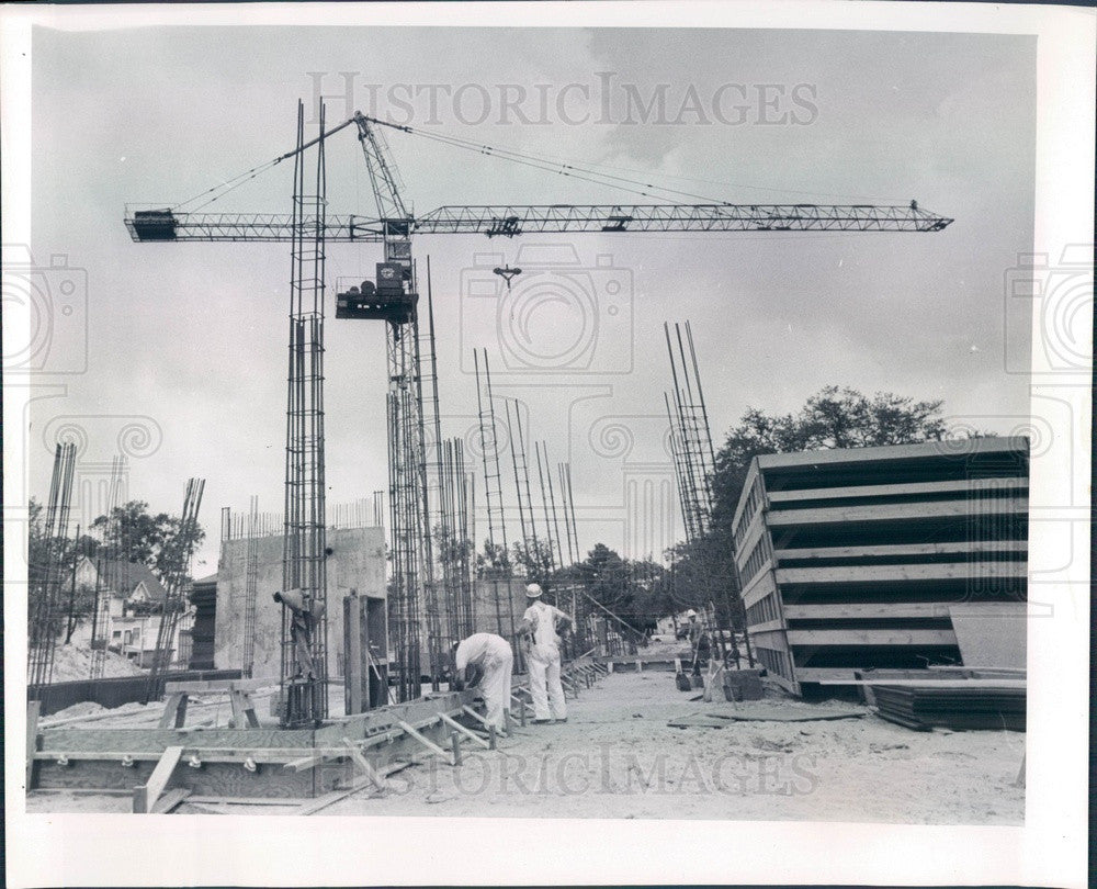 1967 St. Petersburg, FL Presbyterian Towers Apt Bldg Construction Press Photo - Historic Images