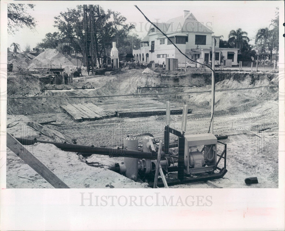 1967 St. Petersburg, FL Presbyterian Towers Apt Bldg Construction Press Photo - Historic Images