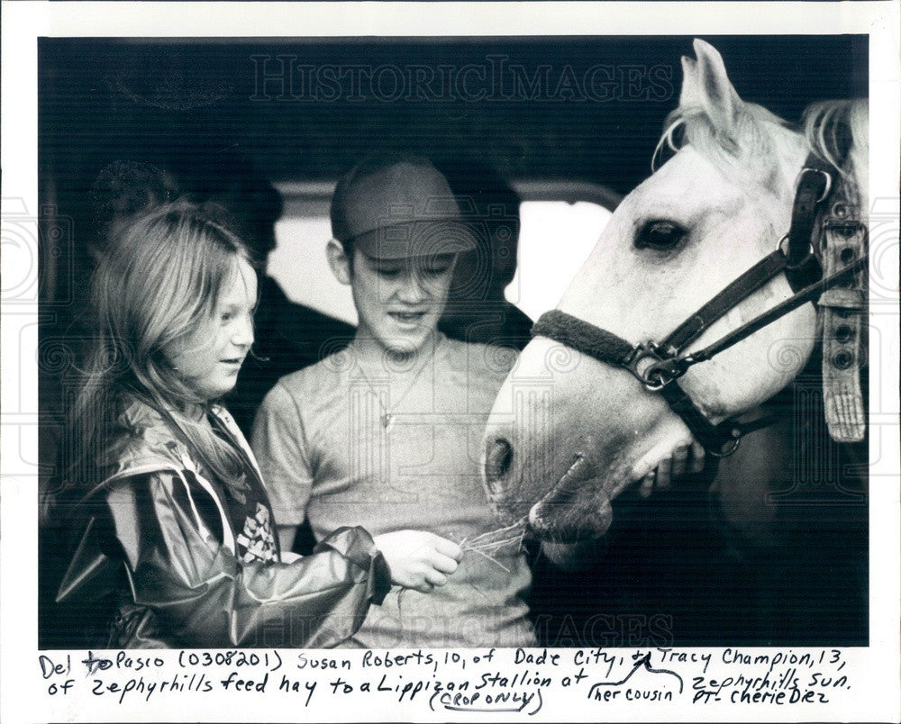 1982 Royal Lippizan Stallion, Susan Roberts & Tracy Champion Press Photo - Historic Images