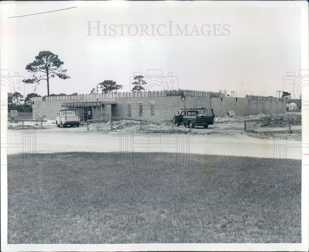 1971 St Petersburg, FL Braun Tool &amp; Instrument Co Plant Construction Press Photo - Historic Images