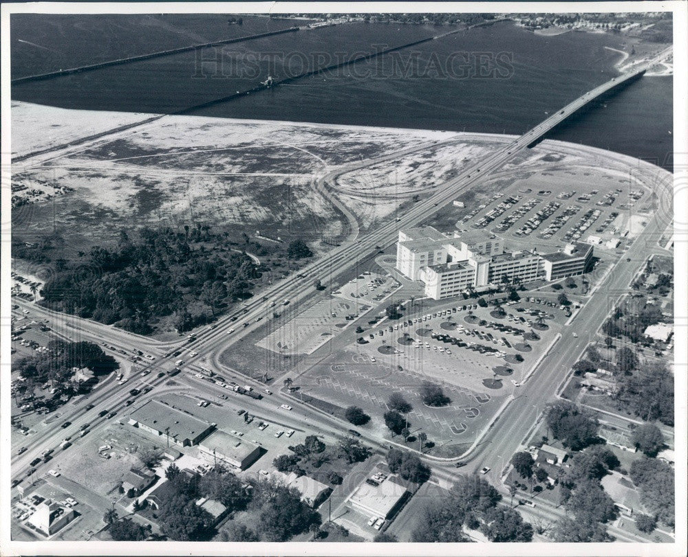 1972 Florida, Manatee Memorial Hospital Aerial View Press Photo - Historic Images