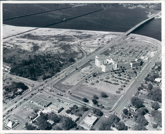 1972 Florida, Manatee Memorial Hospital Aerial View Press Photo - Historic Images