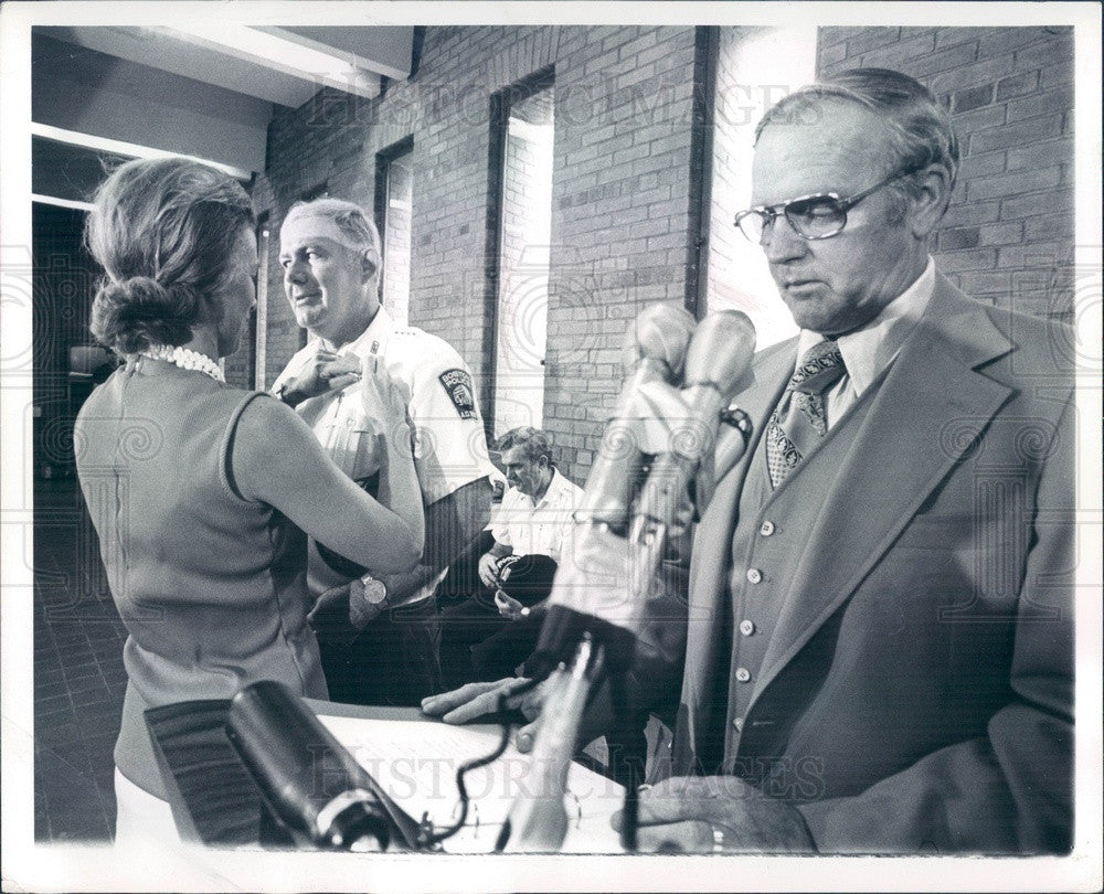 1977 Boston, MA Deputy Police Supt Dan MacDonald, Comm Jordan Press Photo - Historic Images