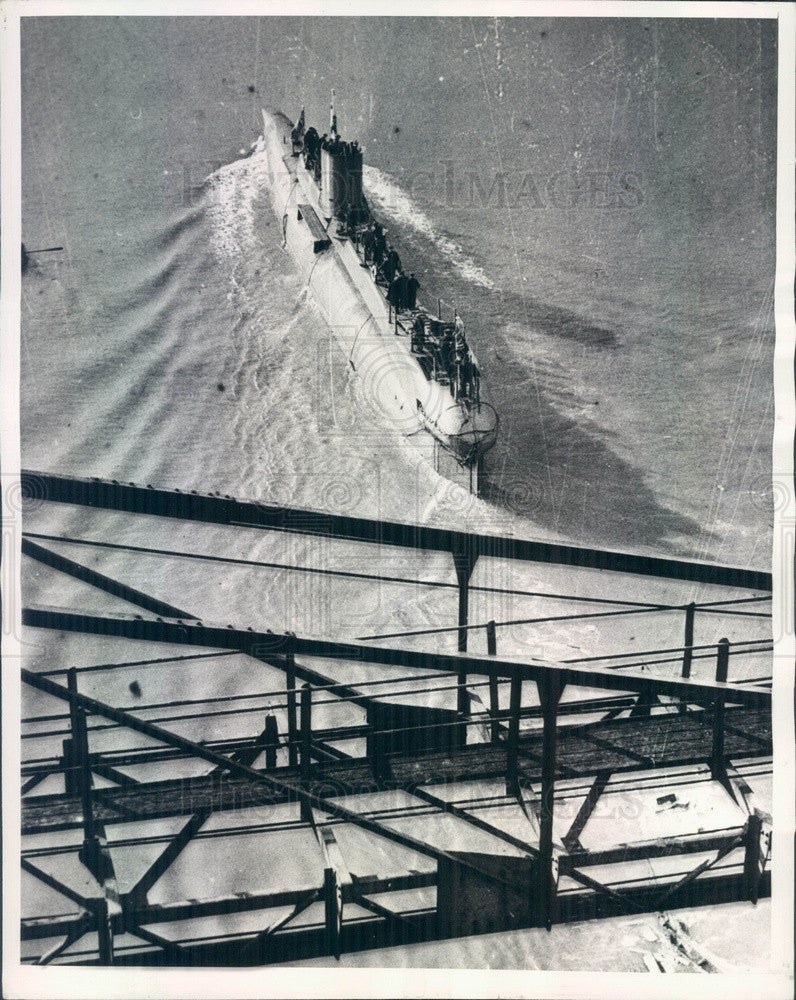 1938 Barrow-in-Furness, England British Navy Submarine Ursula Press Photo - Historic Images