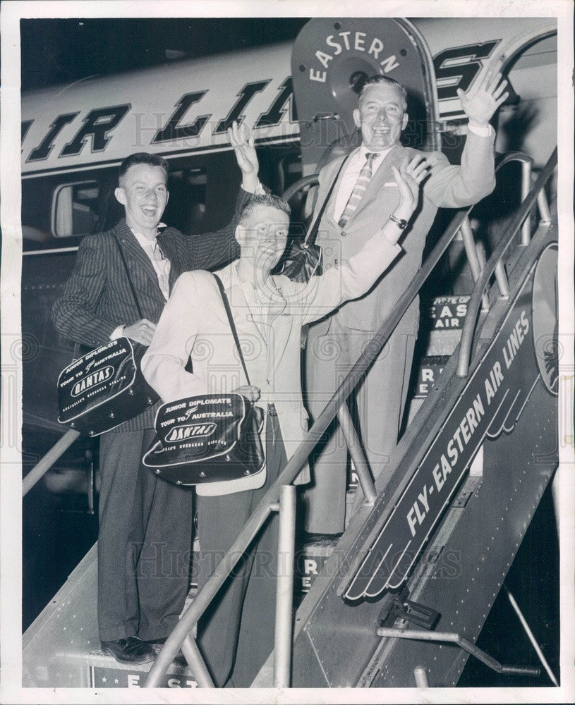 1958 Boston MA Billy Statsky, Johnny Driscoll, Daily Record Newsboys Press Photo - Historic Images