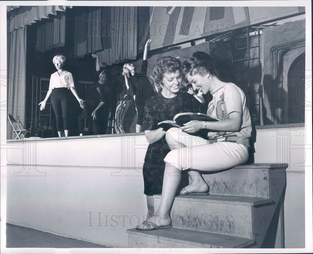 1962 Detroit, Michigan Theater Director Nancy Engel, Aggie Usedly Press Photo - Historic Images