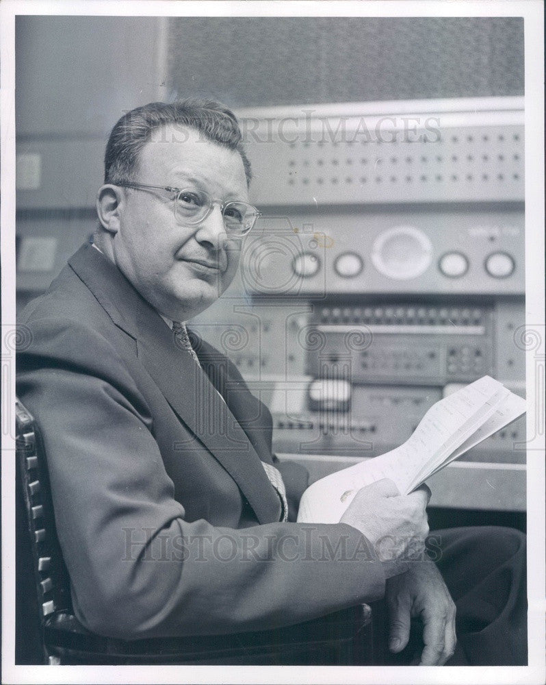 1955 American Author & TV Game Show Host Clifton Fadiman Press Photo - Historic Images