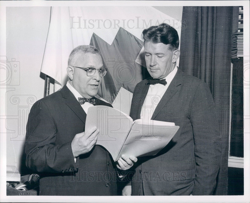 1958 Brookline, MA Red Cross Chairman Meyer Stern &amp; Thomas Connelly Press Photo - Historic Images