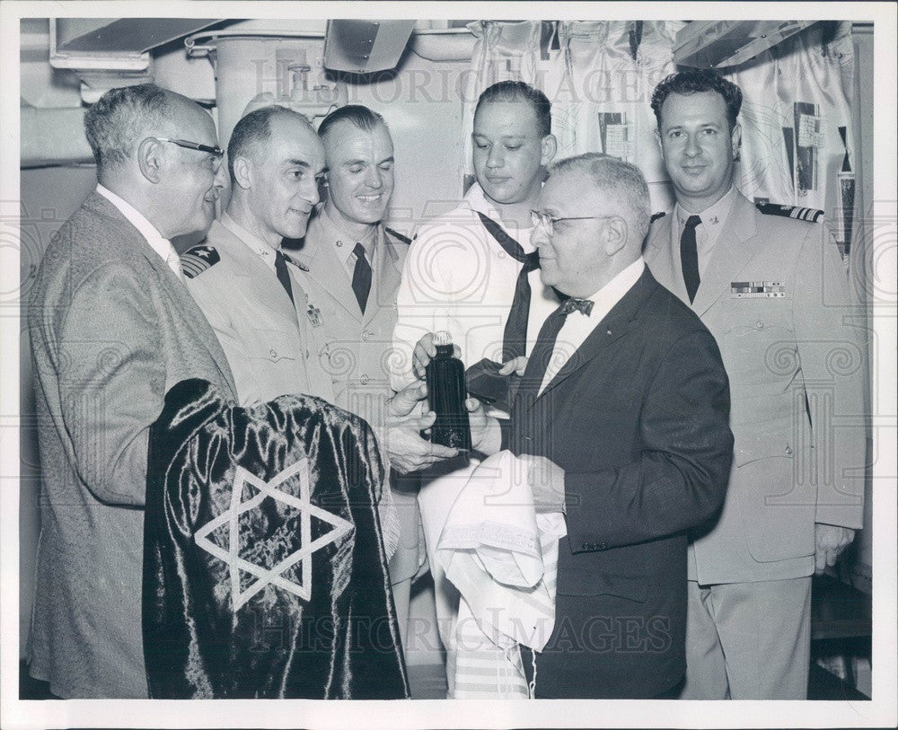 1960 Boston, MA Arthur Basch, Capt Karraberris, Chaplain John Zoller Press Photo - Historic Images