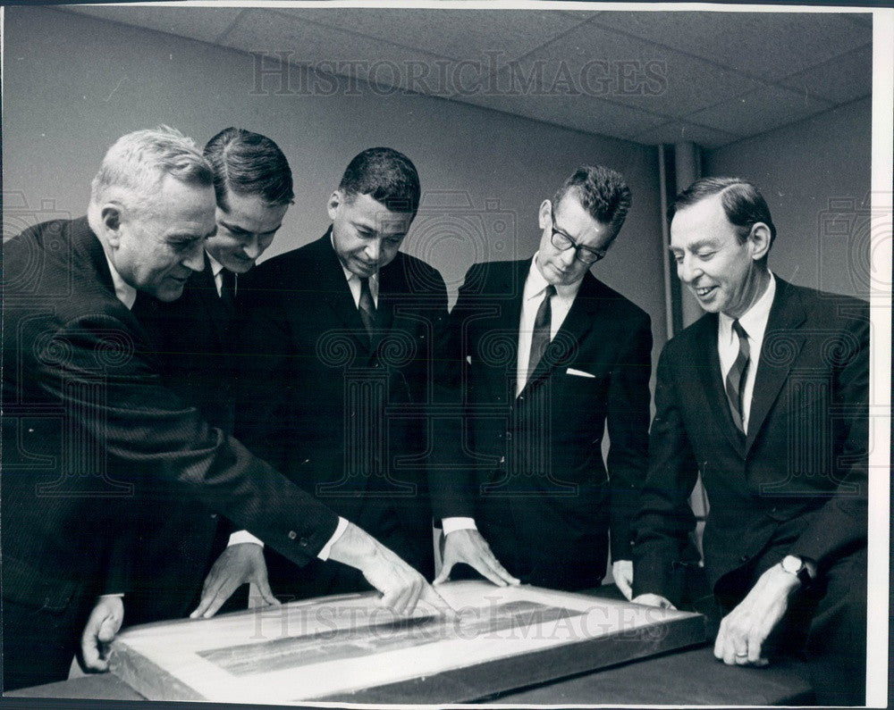 1966 Boston, MA Opera Co of Boston Officers AH Parker, Lazlo Bonis Press Photo - Historic Images