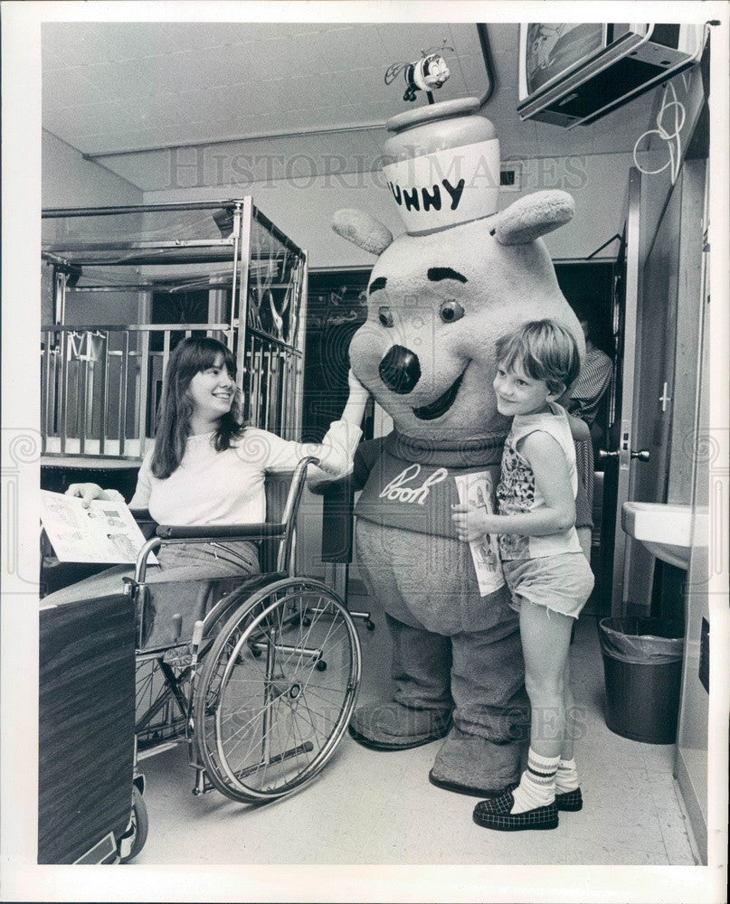 1978 Cartoon Character Winnie-the-Pooh at St. Petersburg, FL Press Photo - Historic Images