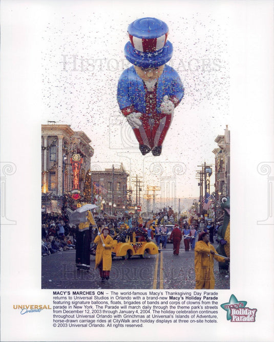 2003 Orlando, FL Universal Studios Macy's Holiday Parade Press Photo - Historic Images