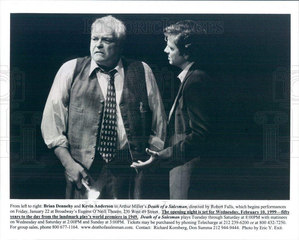 1999 Actors Kevin Anderson, Brian Dennehy in Death of a Salesman Press Photo - Historic Images