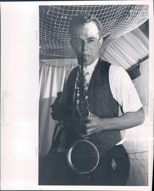 1963 English Rock Band The Roaring 20's Sax Player Bill Turner Press Photo - Historic Images