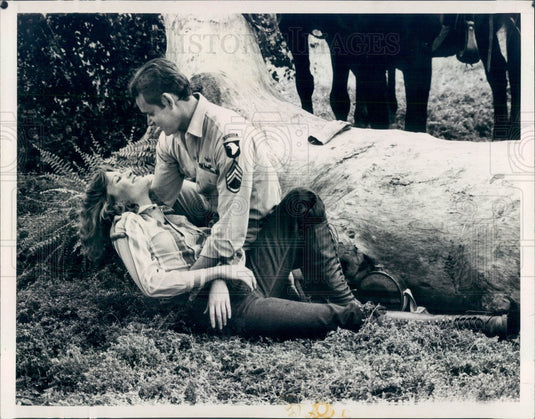 1980 TV Show The Waltons Actor Judy Norton-Taylor & Enrique Castillo Press Photo - Historic Images