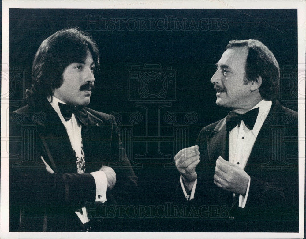 1974 Hollywood Actor Bill Macy/TV Personality Singer Tony Orlando Press Photo - Historic Images