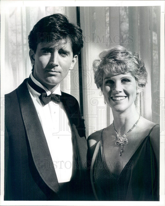 1986 Hollywood Actors Matt McCoy & Leah Ayres Press Photo - Historic Images