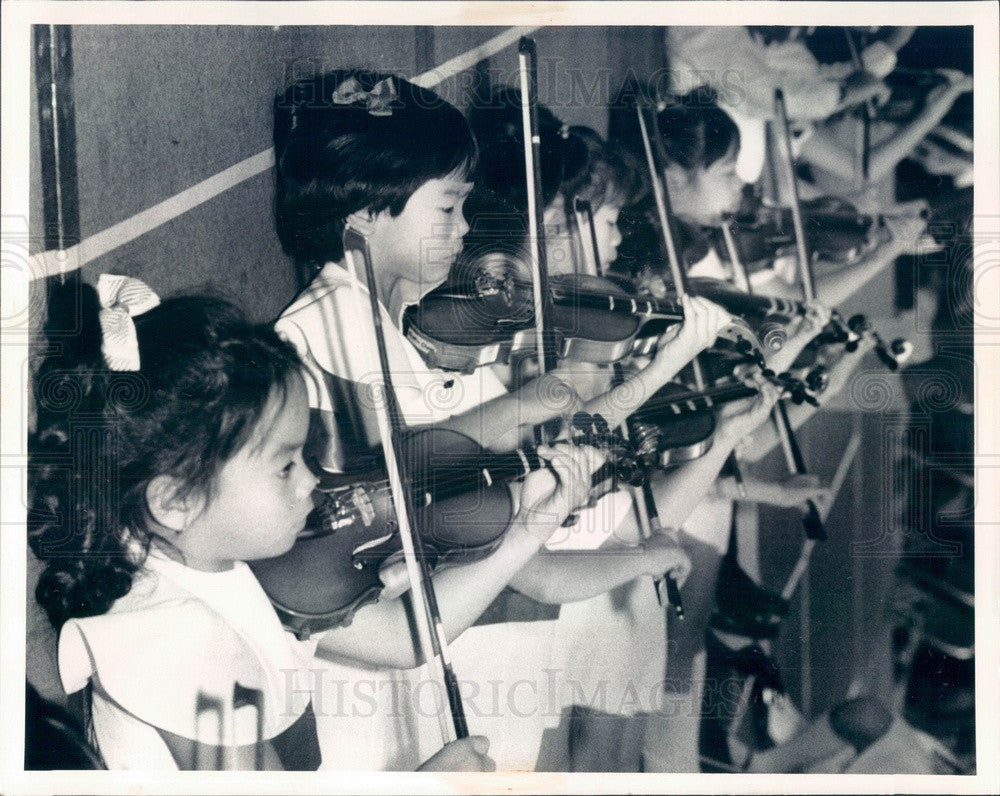 1987 Chicago, Illinois Children&#39;s Academy of Music Violin Students Press Photo - Historic Images