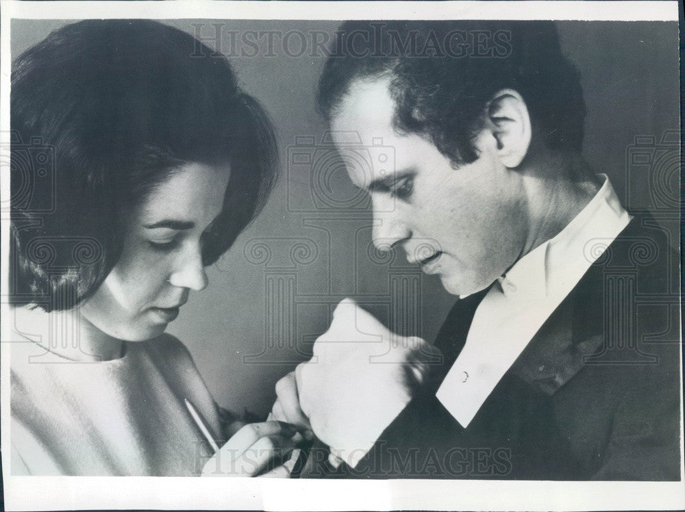 1967 Classical Pianist Malcolm Frager & Wife Press Photo - Historic Images