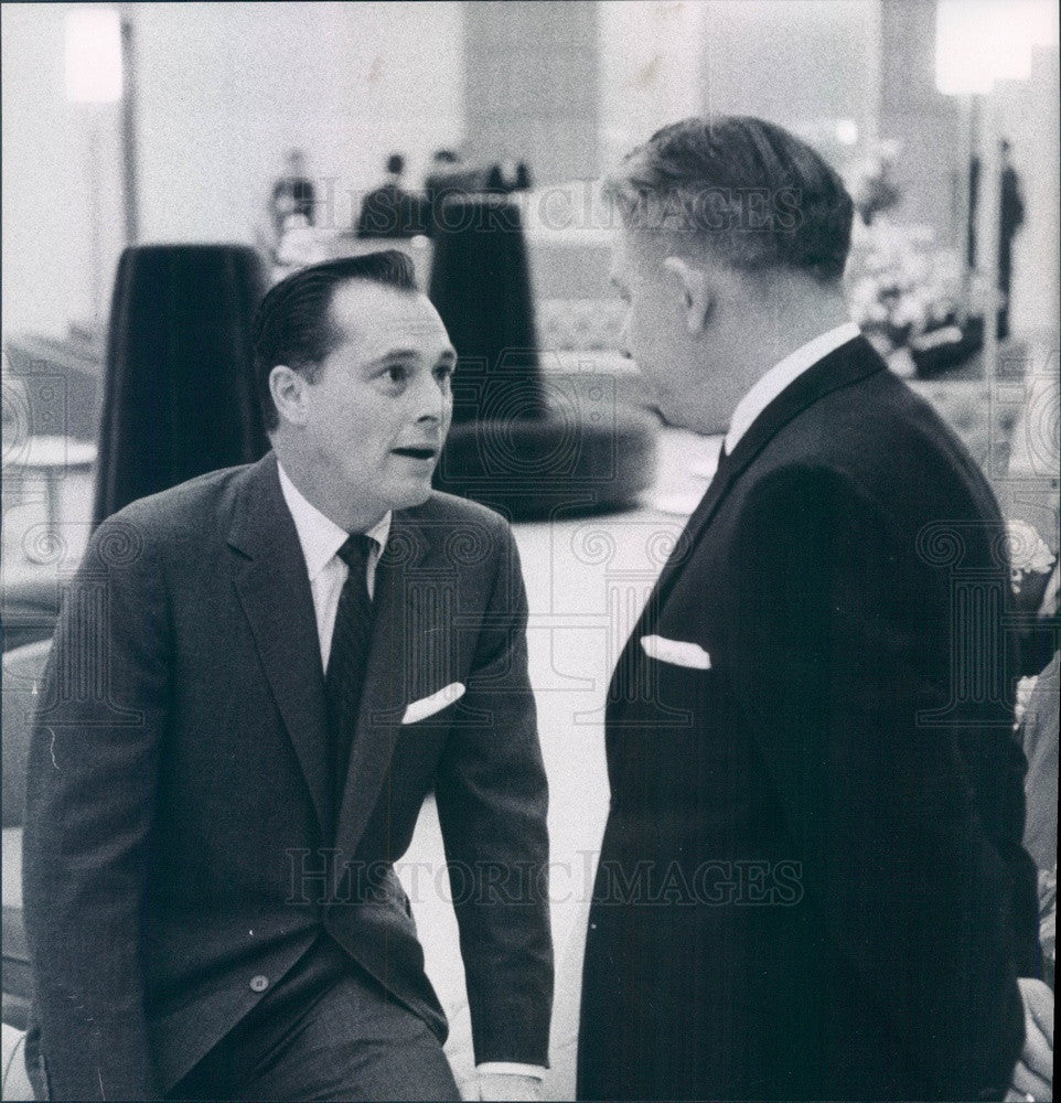 1960 Hilton Hotels Vice President Nicky Hilton &amp; Ed Podmeyer Press Photo - Historic Images