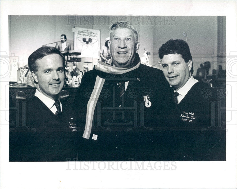 1992 Chicago, IL Young Irish Fellowship Club Chairman Jack Hartman Press Photo - Historic Images