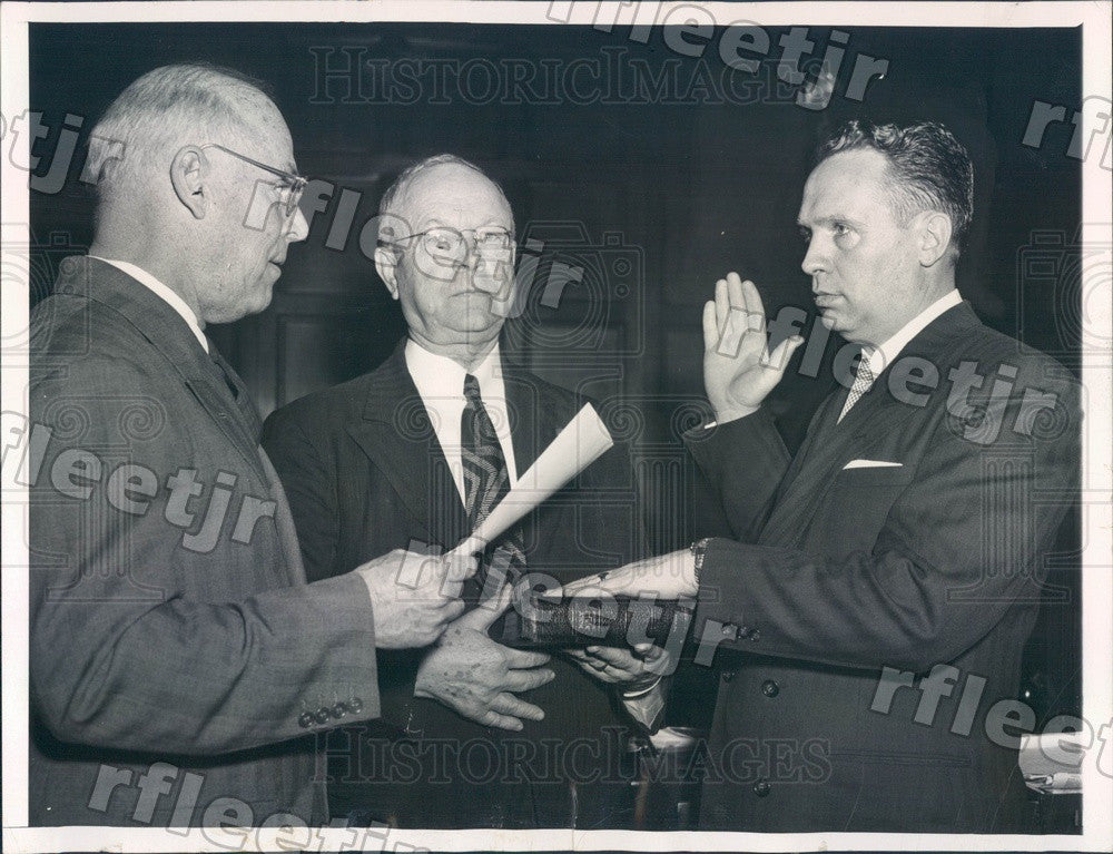 1953 US Commerce Secretary Sinclair Weeks, James Worthy Press Photo adr235 - Historic Images