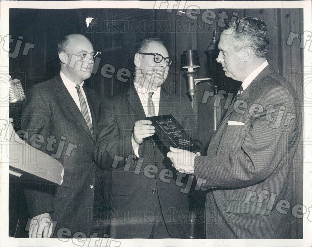 1960 Chicago, IL Sears Roebuck VP James Worthy Press Photo adr241 - Historic Images