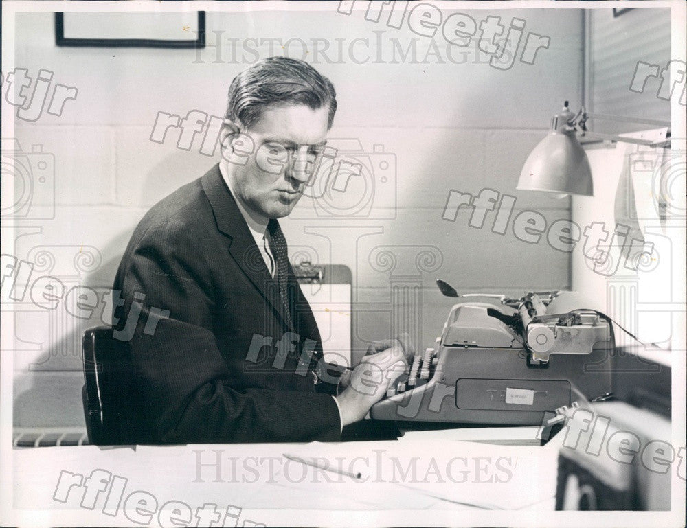 Undated NBC News White House Correspondent Ray Scherer Press Photo adr259 - Historic Images