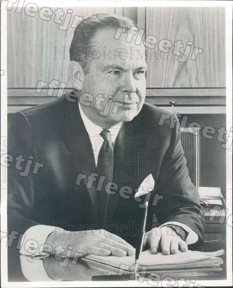 1976 Chicago, IL Zenith Radio Corp President Joseph S. Wright Press Photo adr323 - Historic Images