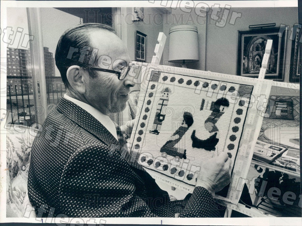 1978 Chicago IL Surgeon, Needlepoint Artist Dr Irwin Williger Press Photo adr349 - Historic Images