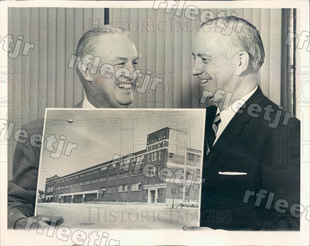 1963 Chicago, IL School Supt Dr Benjamin Willis &amp; Joseph Hall Press Photo adr361 - Historic Images