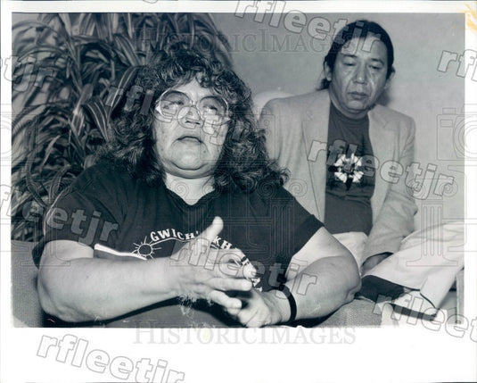 1992 Alaskan Gwitchin Indian Sara James & Walt Bressette Press Photo adr407 - Historic Images