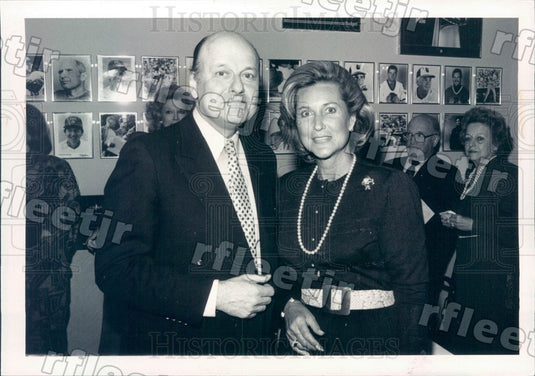 1987 Actor Werner Klemperer & Joan DeWitt, Chicago Press Photo adr473 - Historic Images
